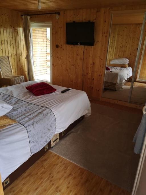 Casa Pelerinului Apartment Capatineni-Paminteni Luaran gambar
