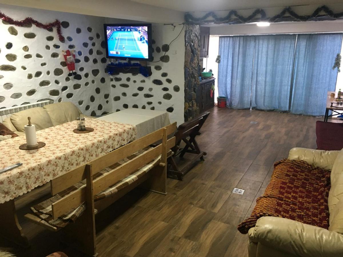 Casa Pelerinului Apartment Capatineni-Paminteni Luaran gambar